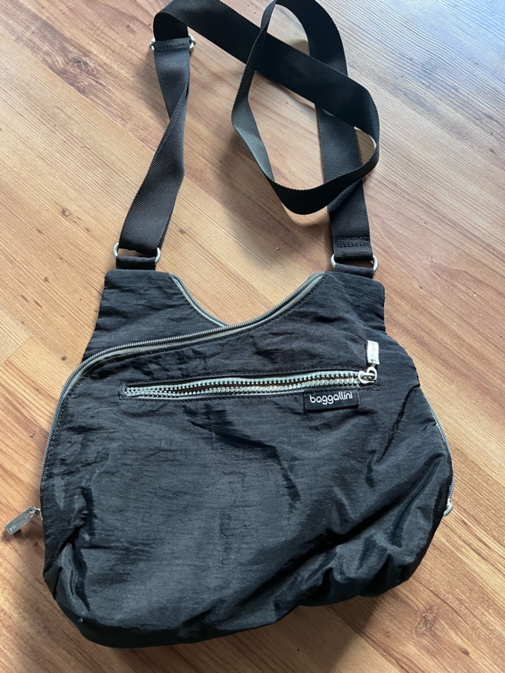 Baggallini Black Everyday Nylon Crossbody Bag